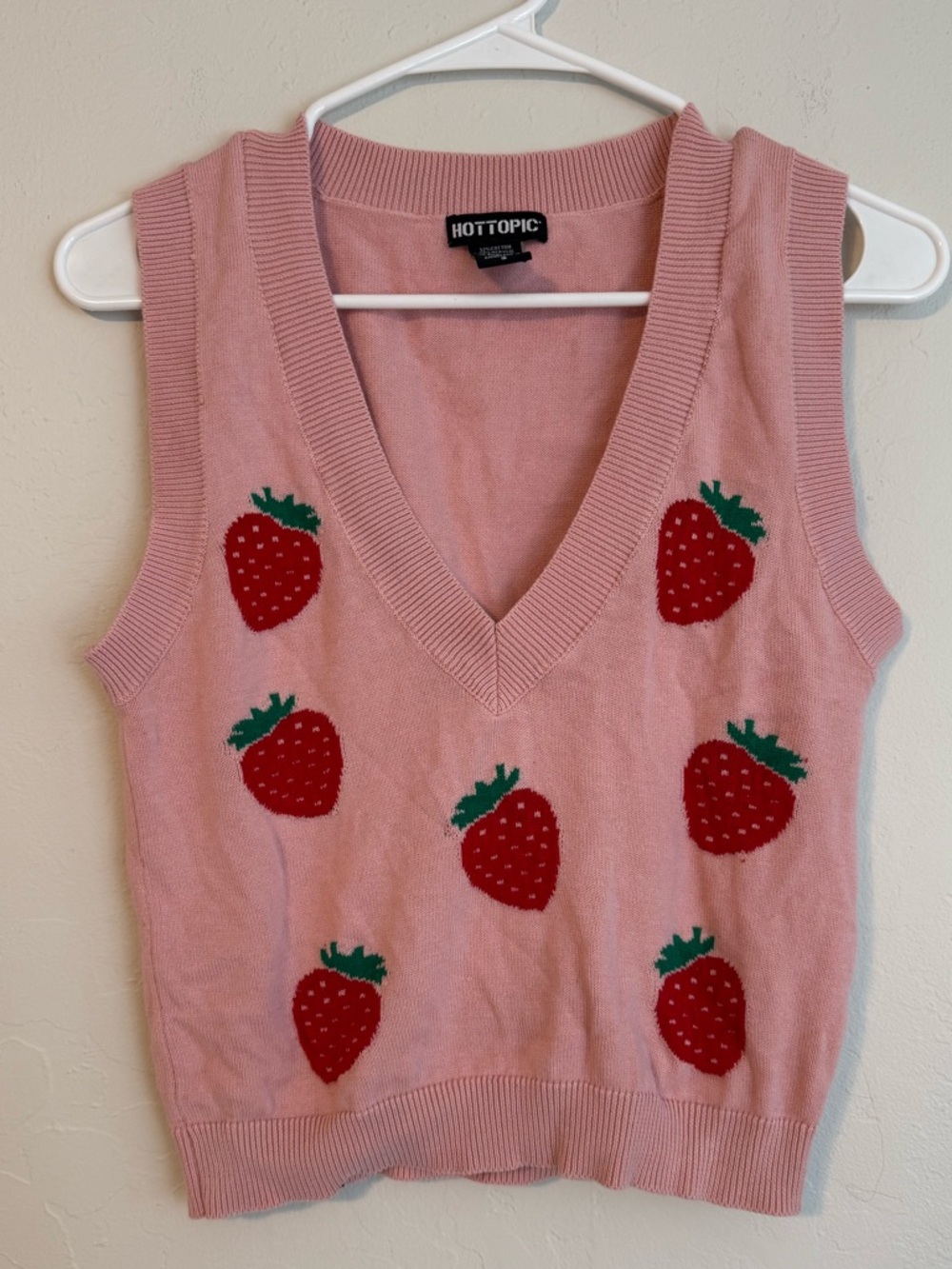 Hot Topic Pink Strawberry Knit V-Neck Sweater Vest